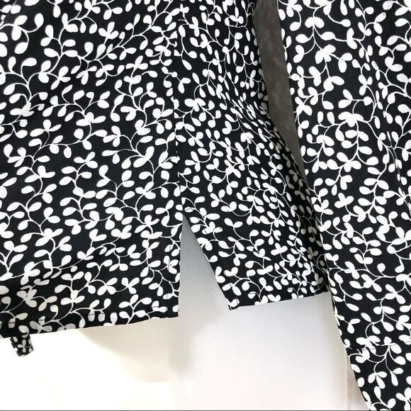 Covington petite floral button up blouse shirt top - Picture 9 of 12